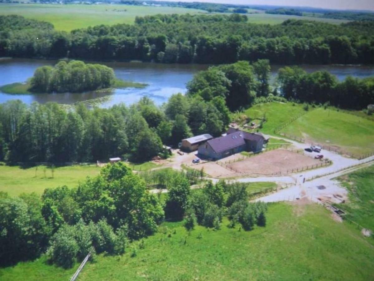 Stajnia Grazyny Mikorowo 46 Villa Czarna Dabrowka Buitenkant foto